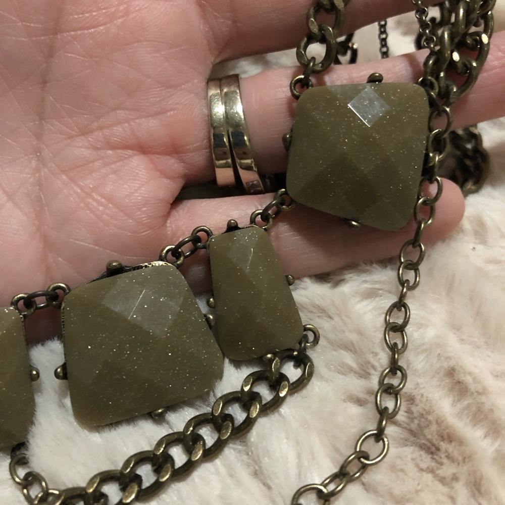 Woman’s necklace - Picture 5 of 8